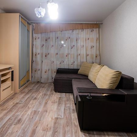 Apartment Street Trostyanetskaya Kiev Esterno foto